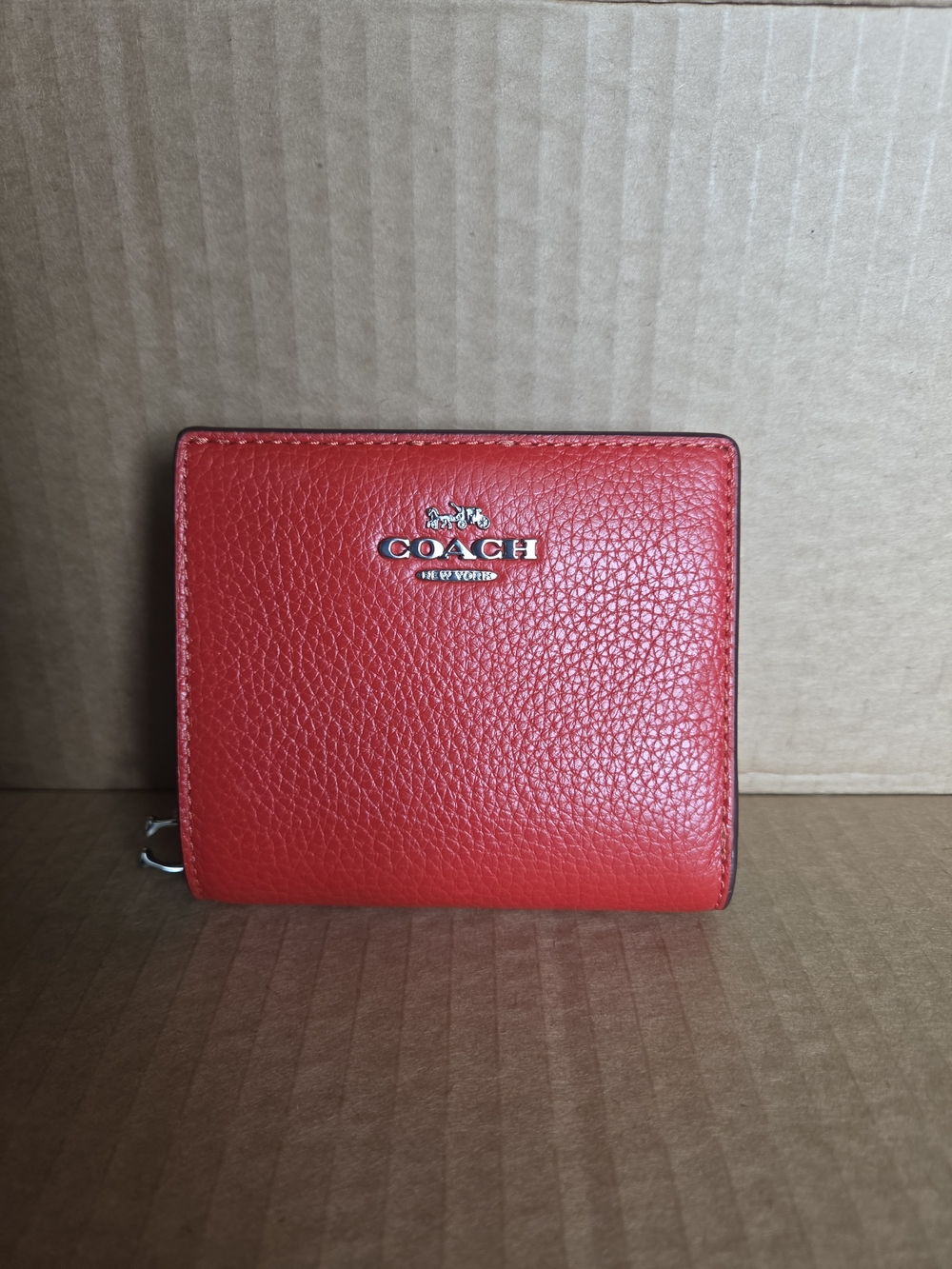 Coach Snap Wallet In Miami Red